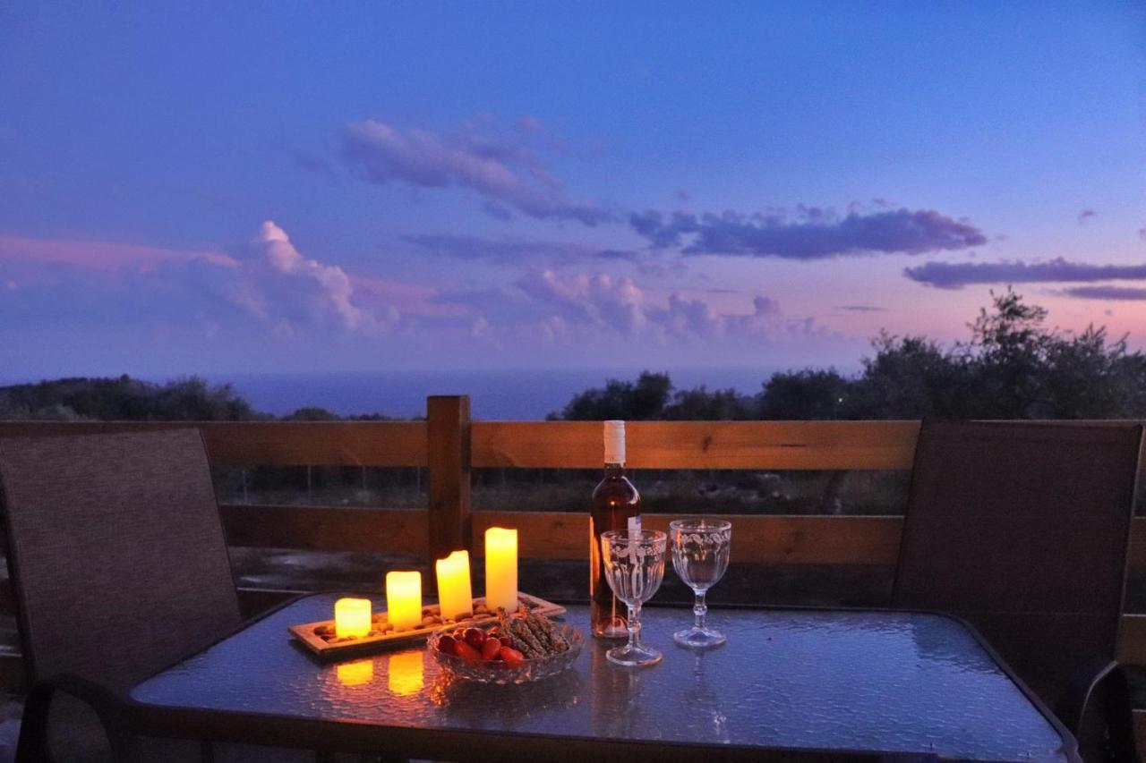Luminous Sky Appartments Астрис Екстериор снимка